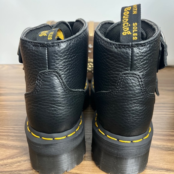 Dr. Martens Women's Devon Heart Leather Platform Boots Black Size 5 - Picture 6 of 12